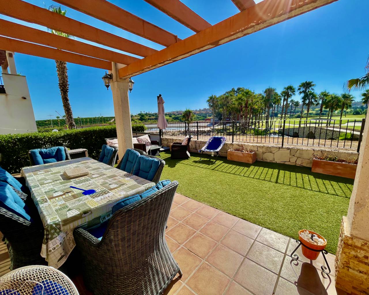Venta. Villa en Algorfa