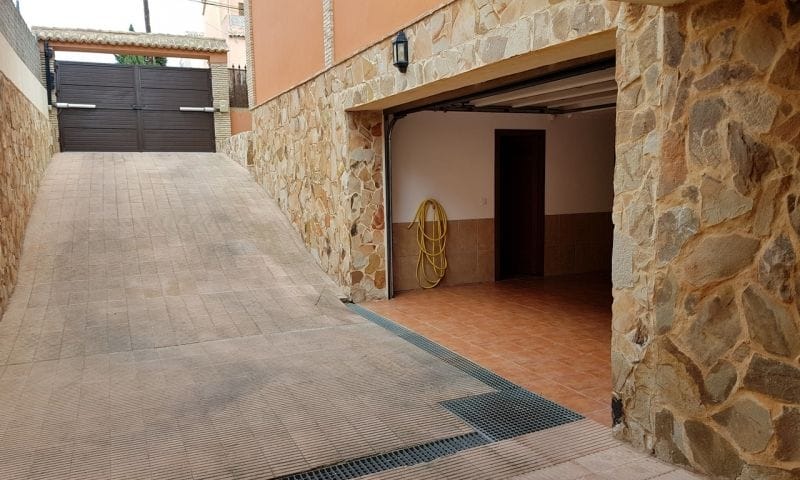 Venta. Villa en Torrevieja