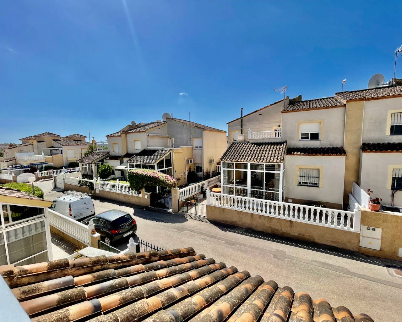Venta. Villa en Algorfa