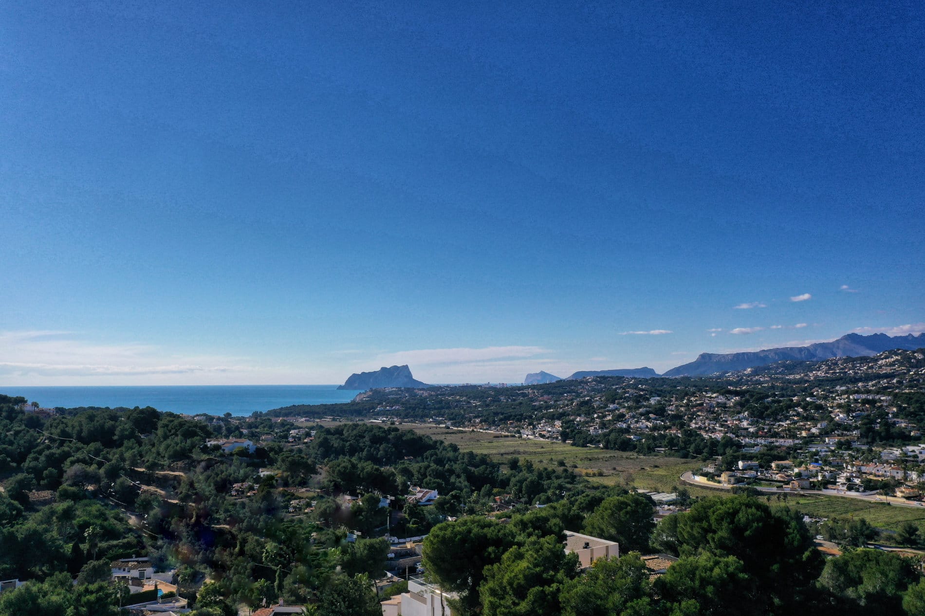 Villa im ibizenkischen Stil mit Meerblick zu verkaufen in Moraira