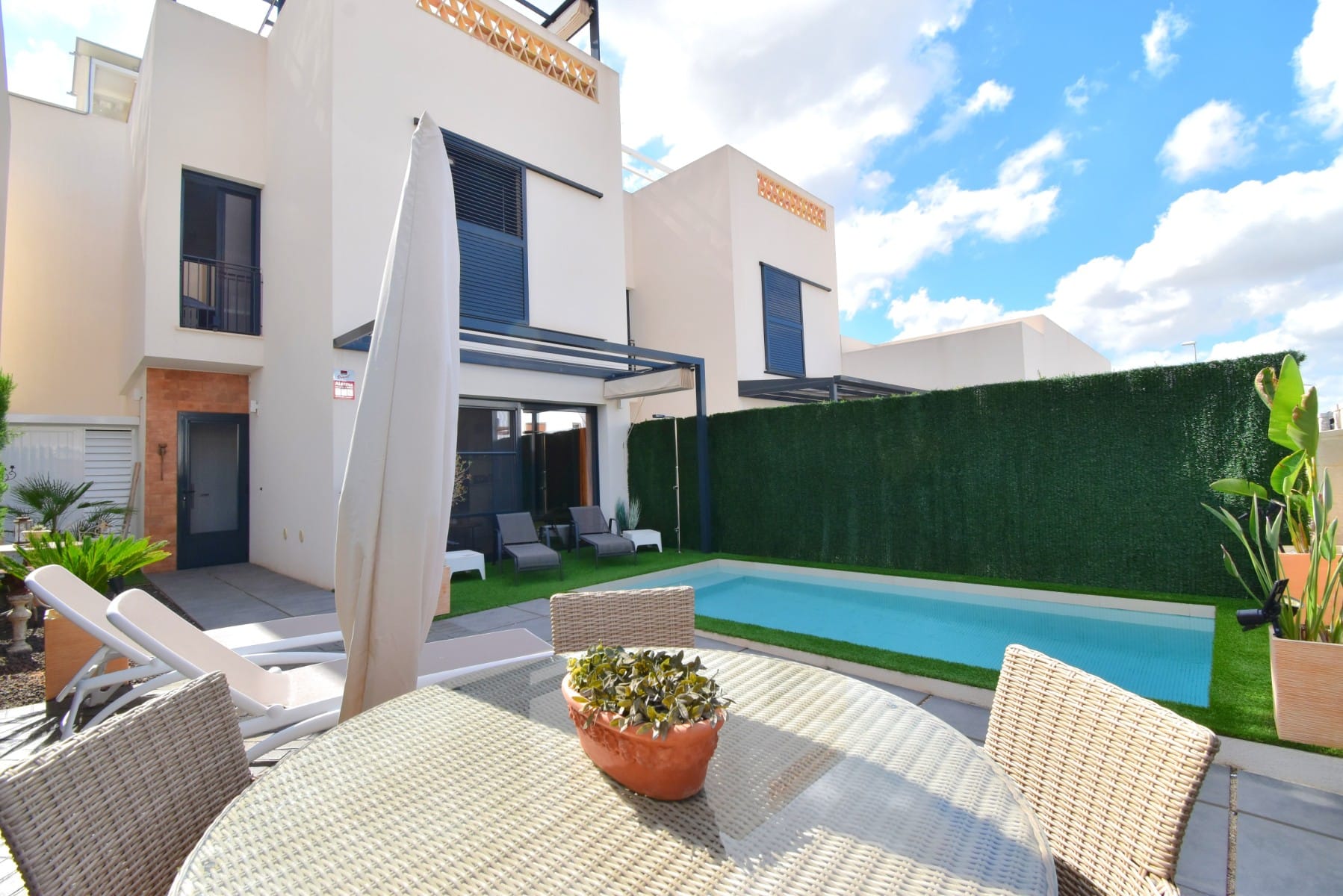 CC-894714 - Venta. Villa en Benijofar