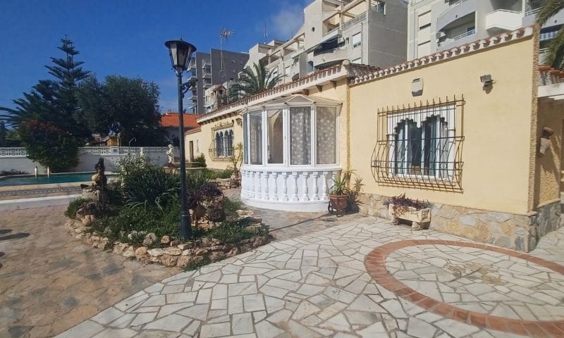 Verkauf. Villa in Torrevieja