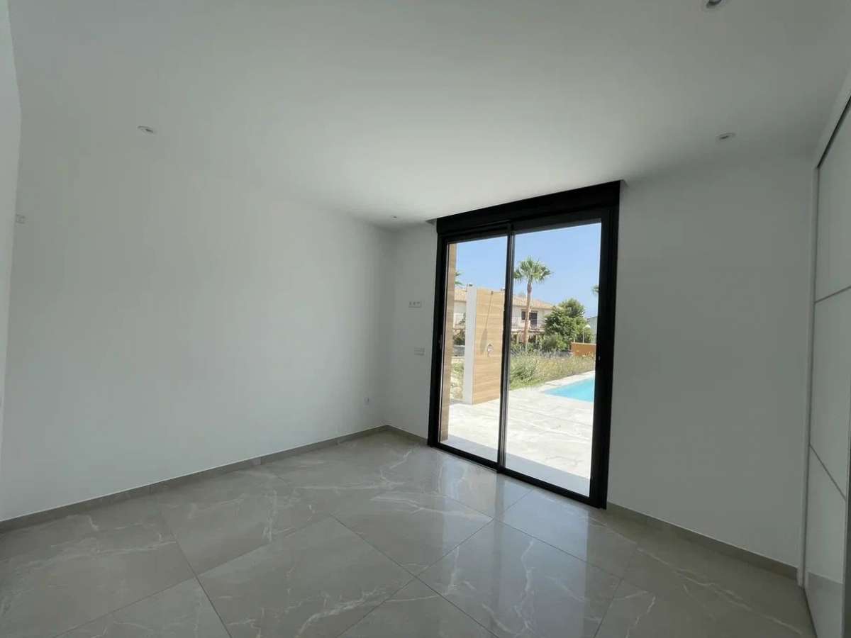 Verkoop. Villa in Calpe