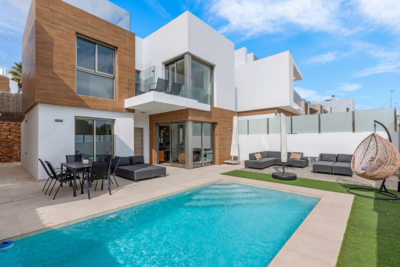 Venta. Villa en Orihuela Costa