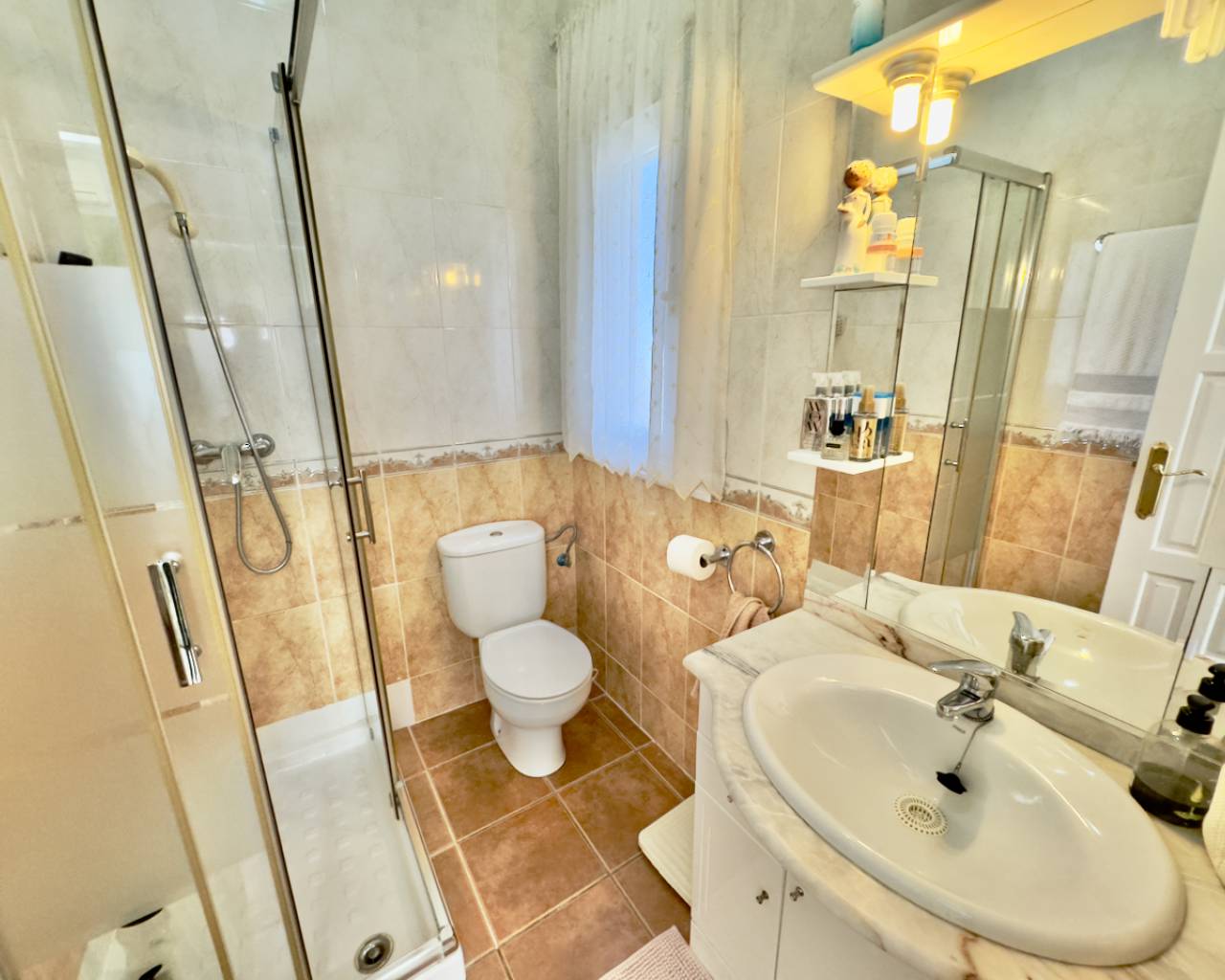 Venta. Villa en Rojales