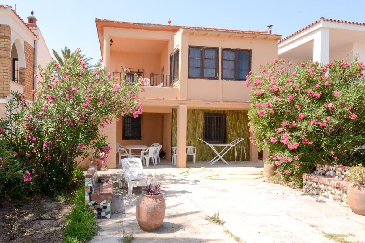 Villa on 1st line of beach in les Marines, in Dénia.
