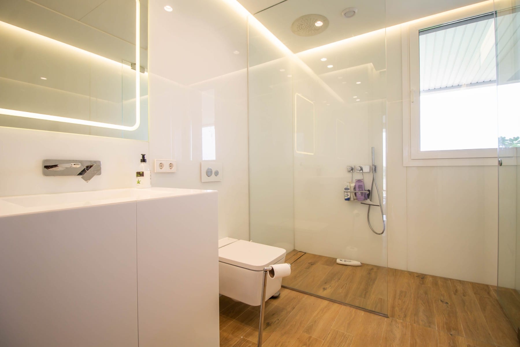 Venta. Apartment en Las Colinas Golf Resort