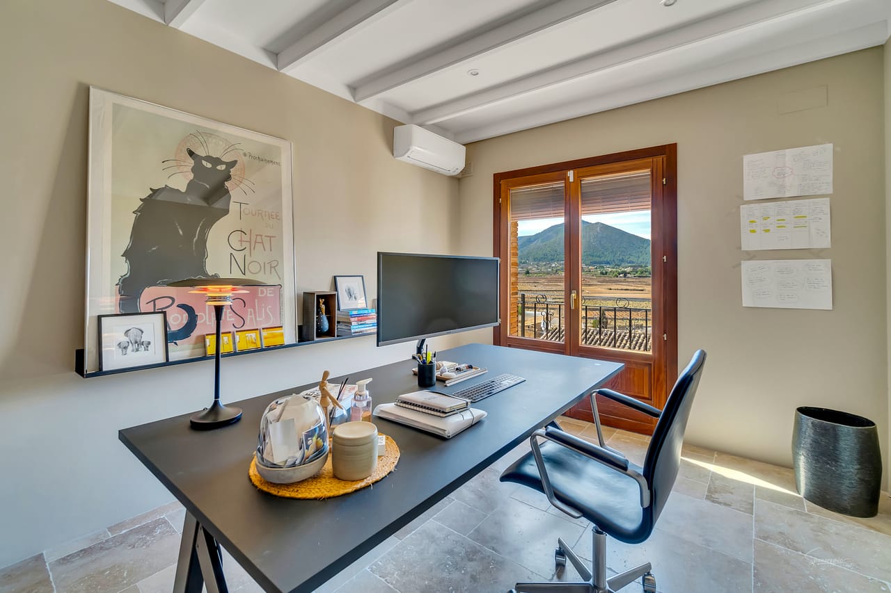 For Sale. Villa in Lliber