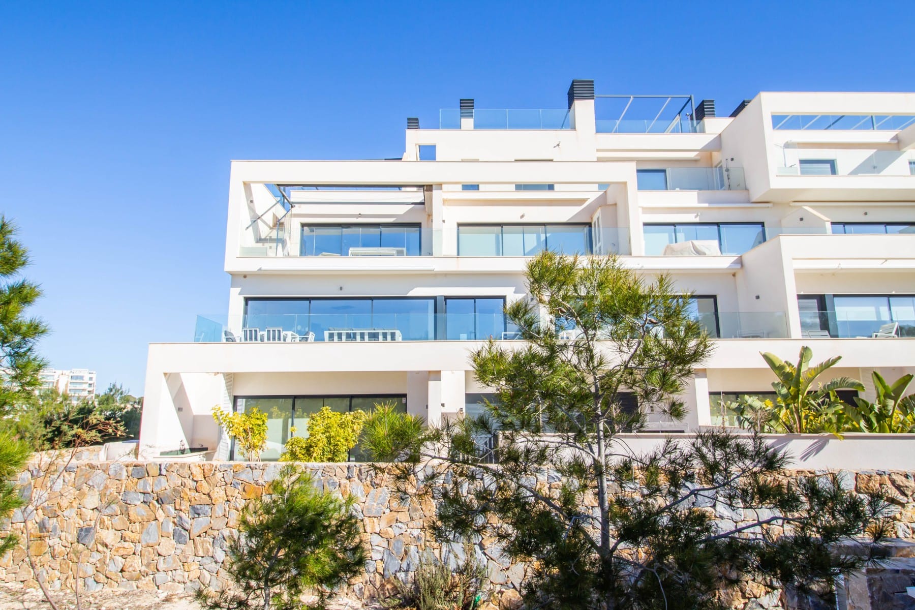 Venta. Apartment en Las Colinas Golf Resort