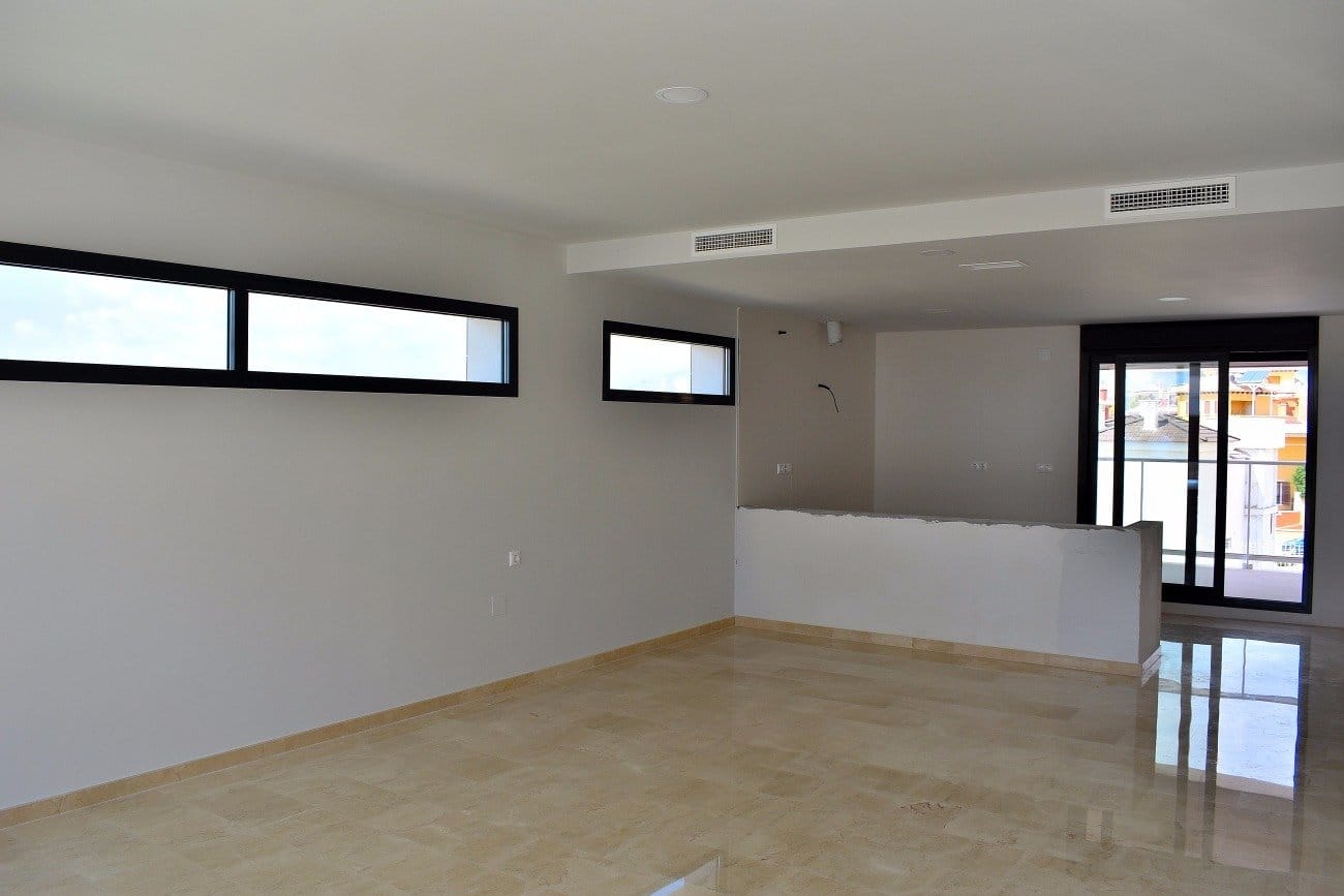 Venta. Villa en Finestrat