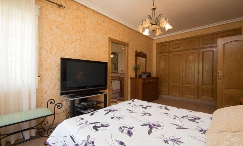 For Sale. Villa in Crevillente