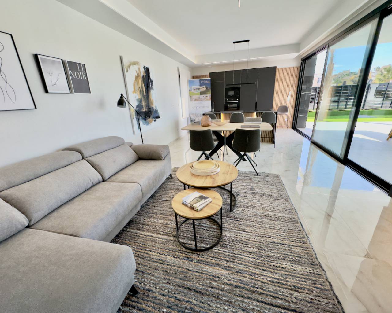 For Sale. Villa in Algorfa