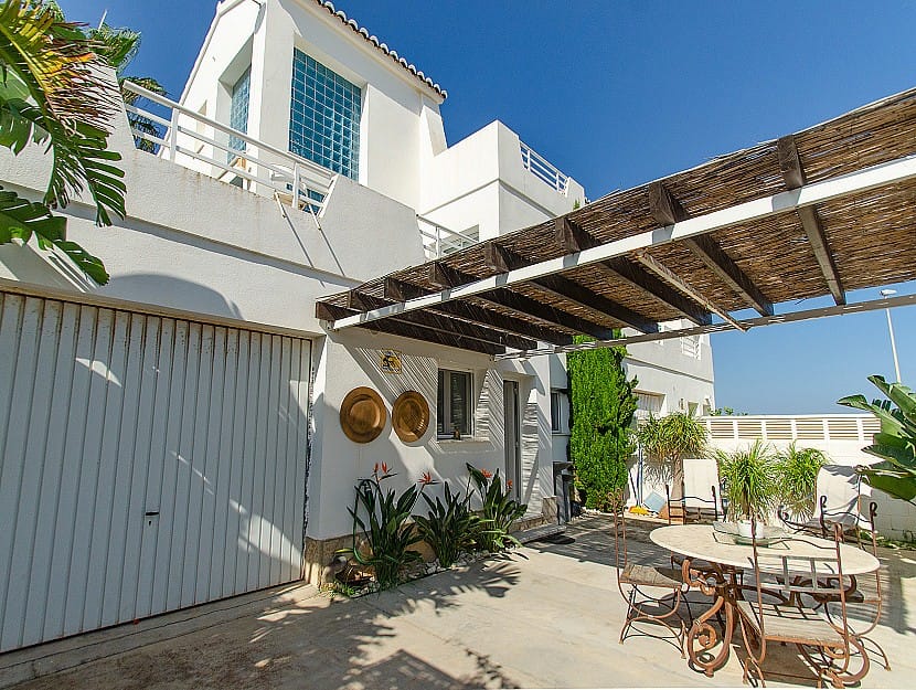 ERSTE LINIE IN DENIA