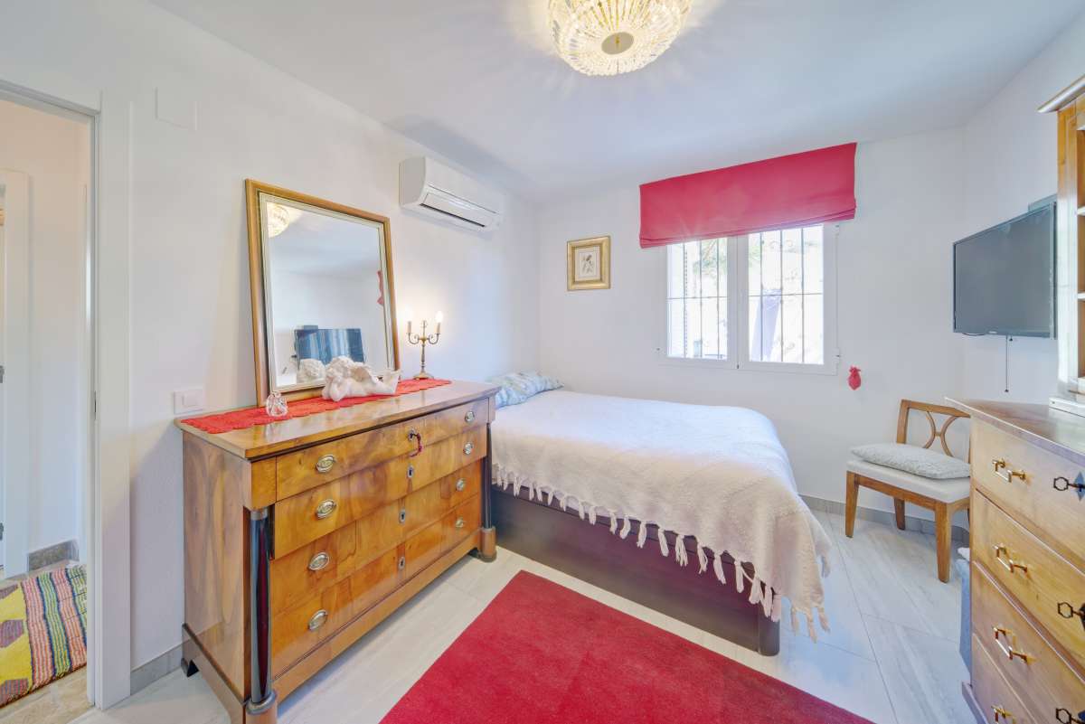 For Sale. Villa in