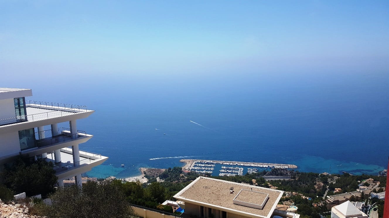 Villa for sale in Altea