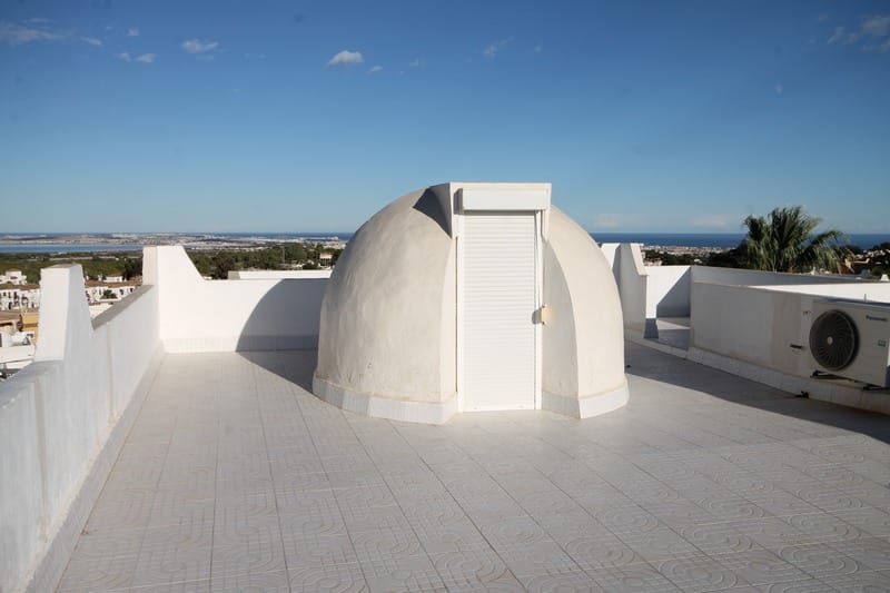 Venta. Villa en San Miguel de Salinas