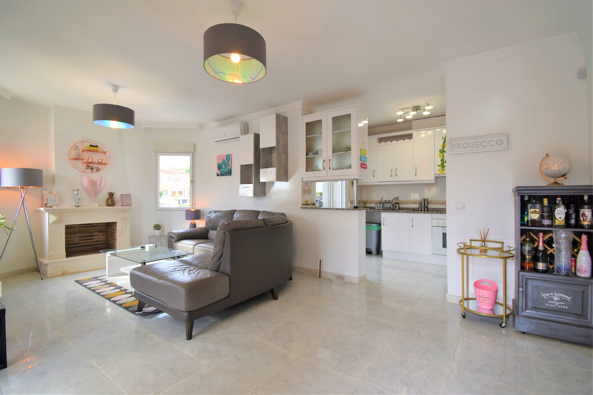 Venta. Villa en Orihuela Costa
