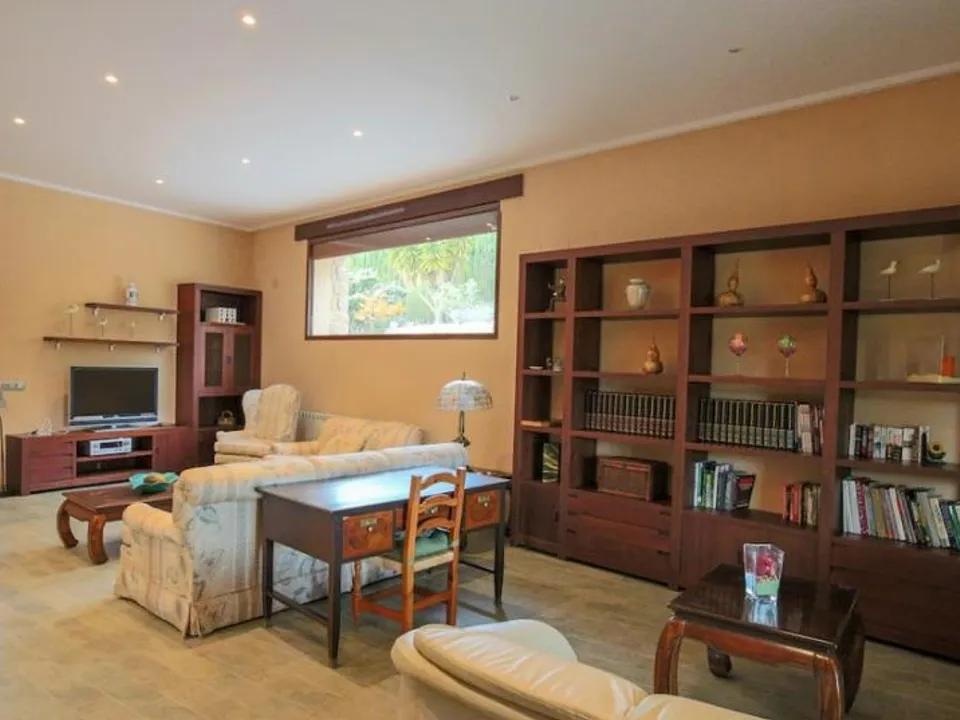 For Sale. Country House in Pedreguer