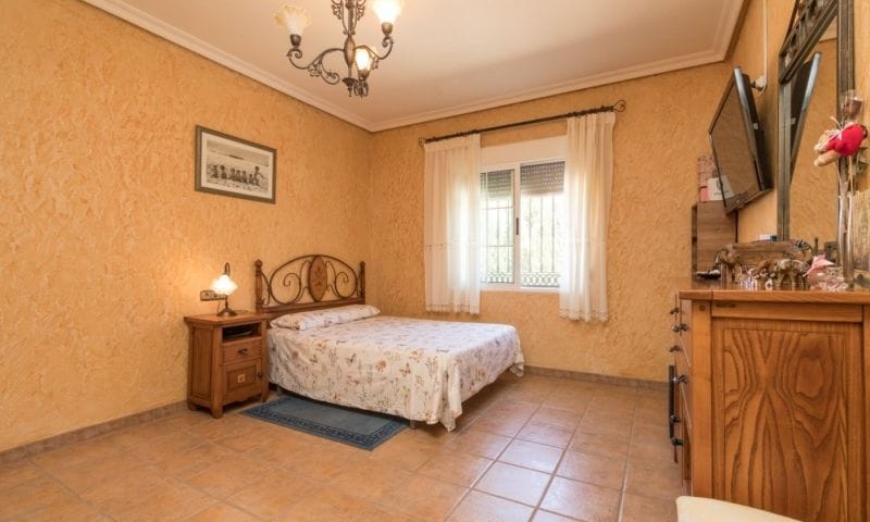 For Sale. Villa in Crevillente
