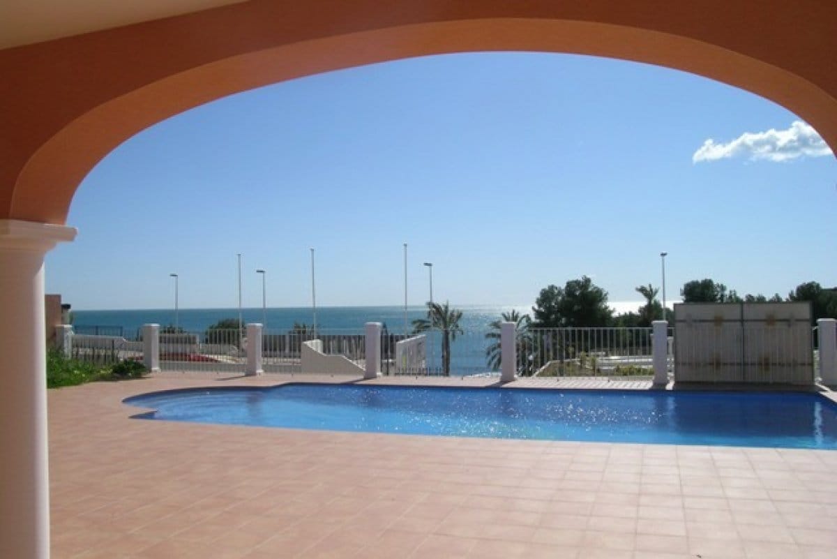 Venta. Villa en Moraira