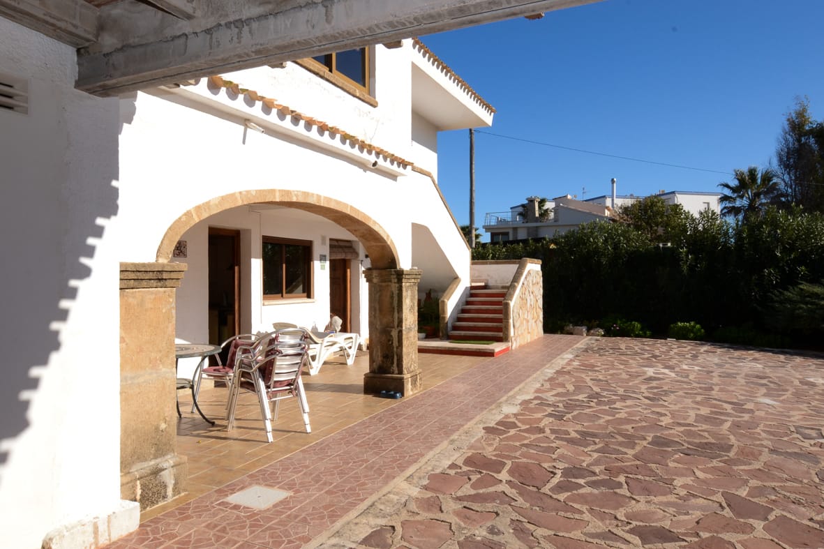 Einzigartiges Haus in 1. Strandlinie in Dénia
