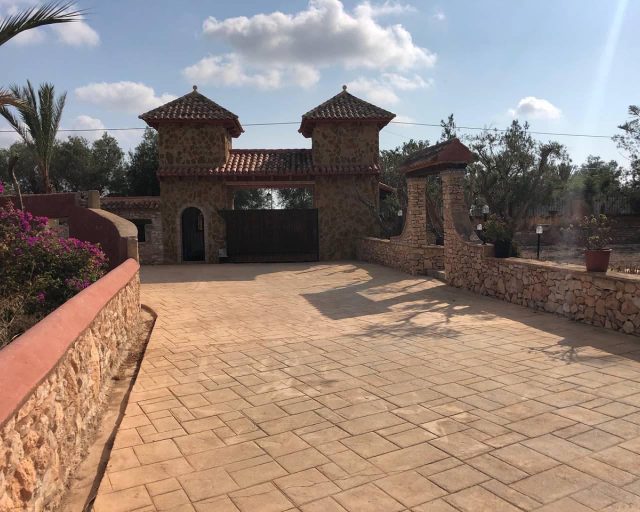 For Sale. Country House in Los Montesinos