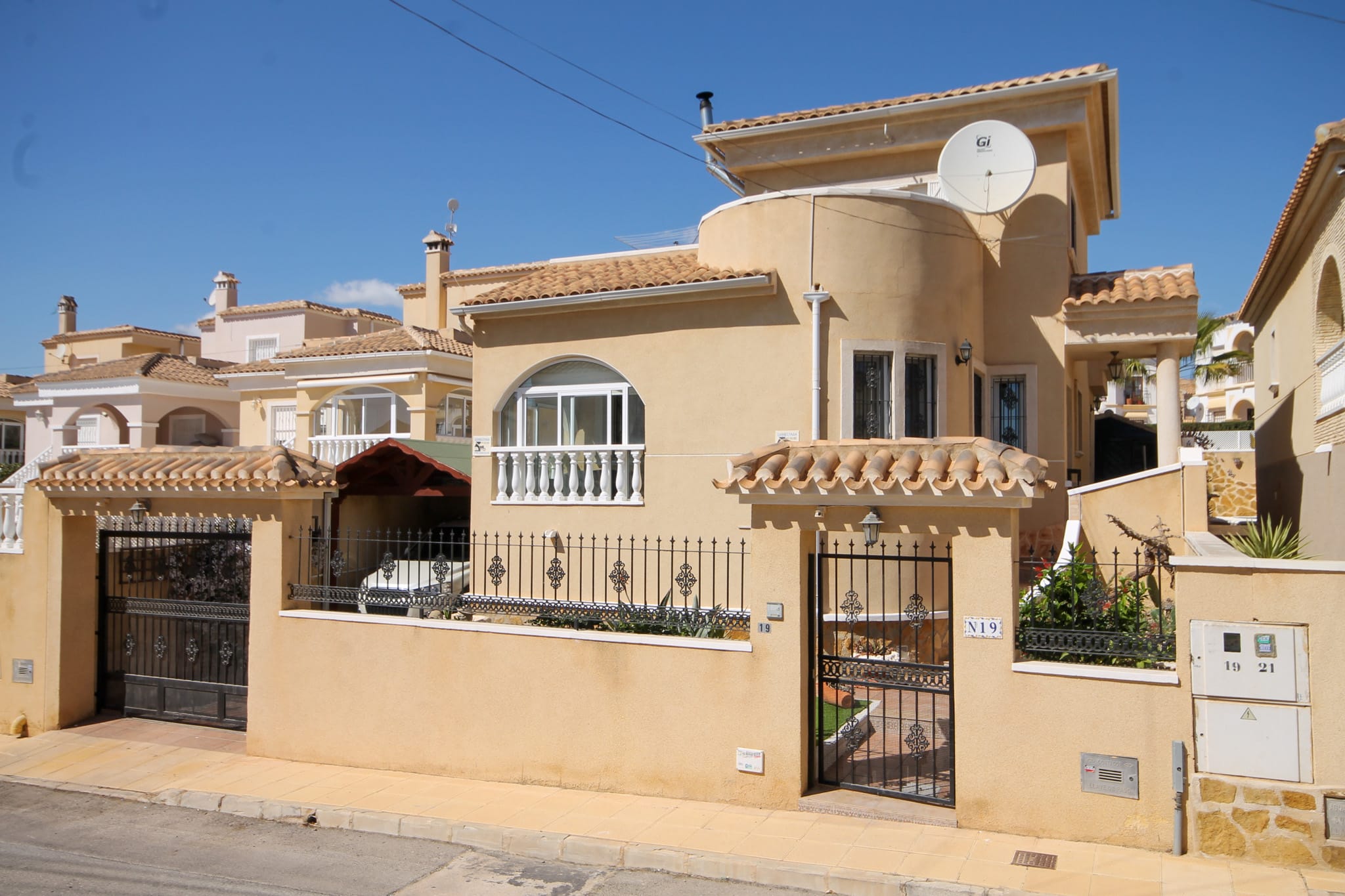CC-716585 - Venta. Villa en San Miguel de Salinas