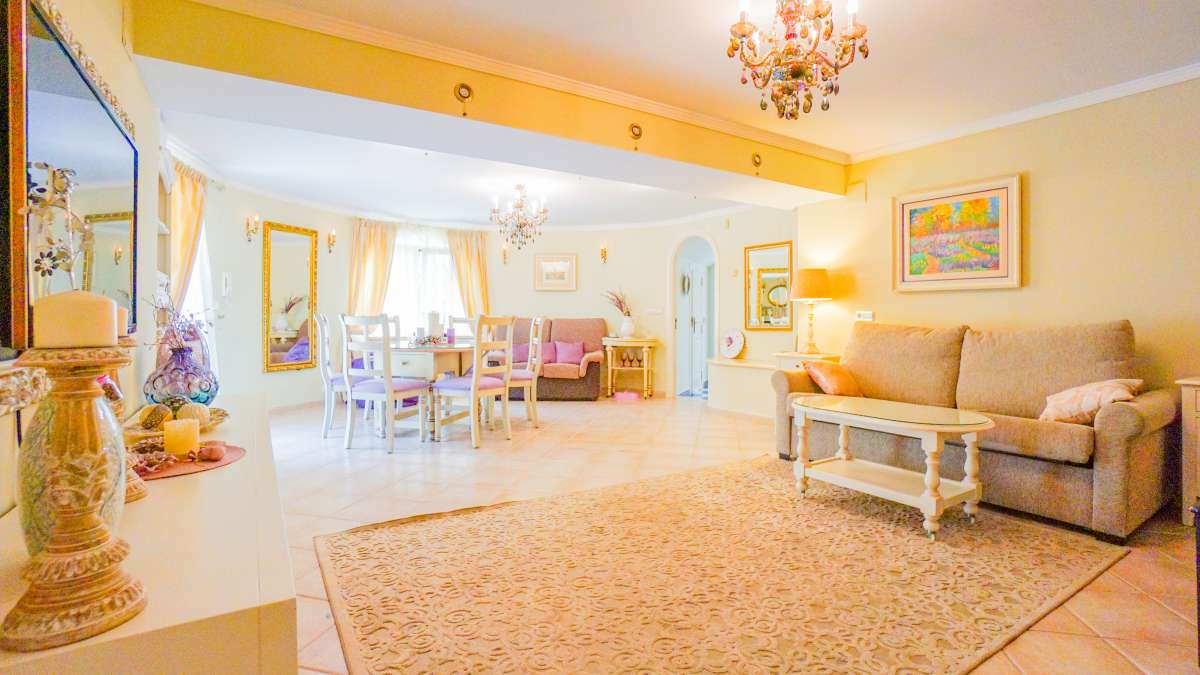 Venta. Villa en Calpe