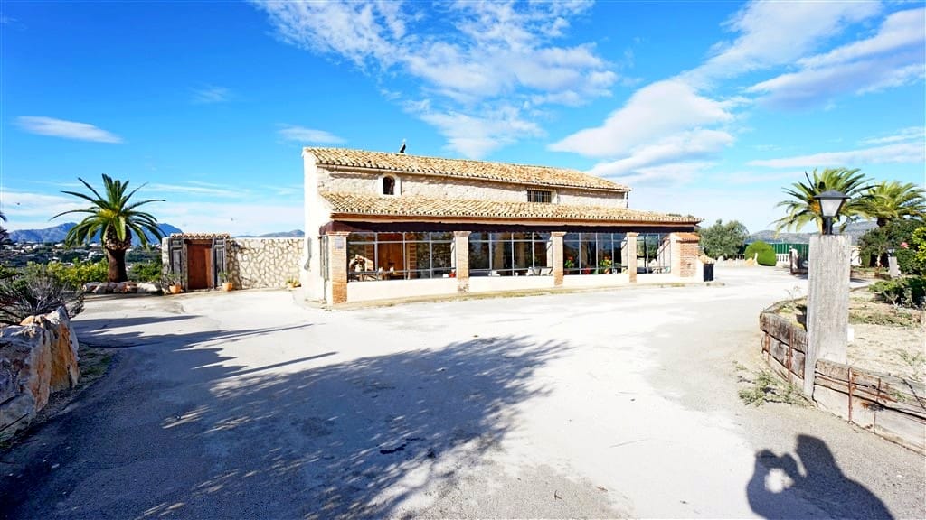 For Sale. Country House in Teulada