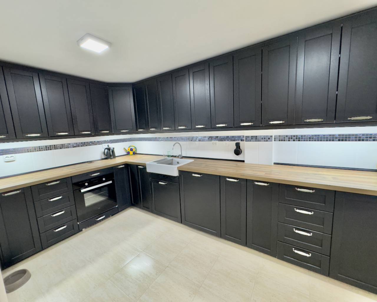 Venta. Villa en Los Montesinos