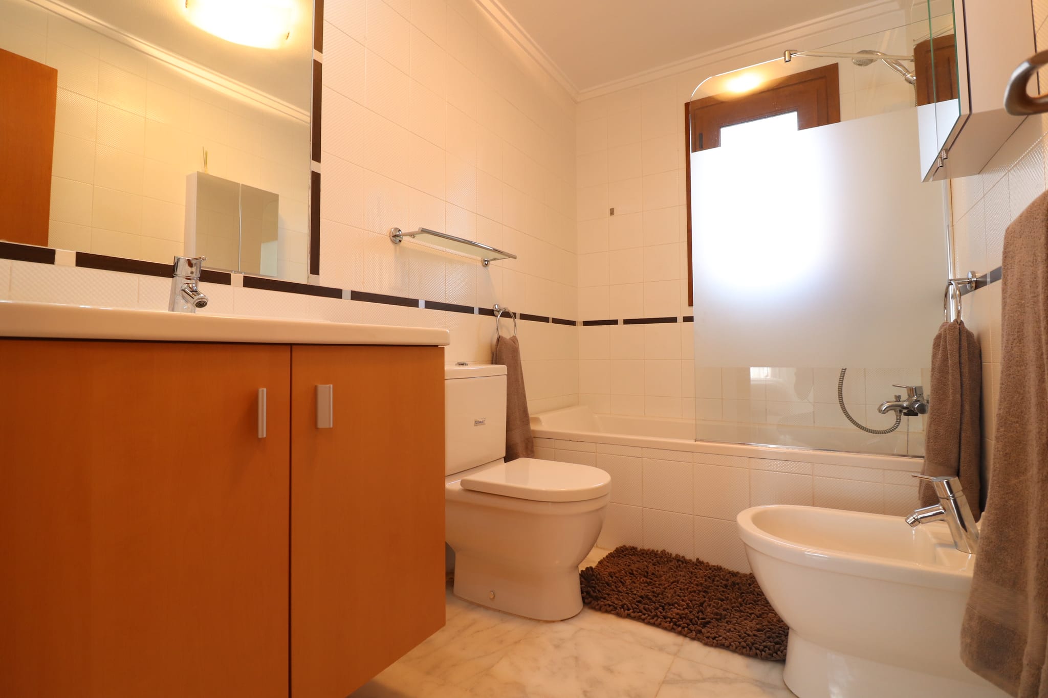 Venta. Villa en Algorfa