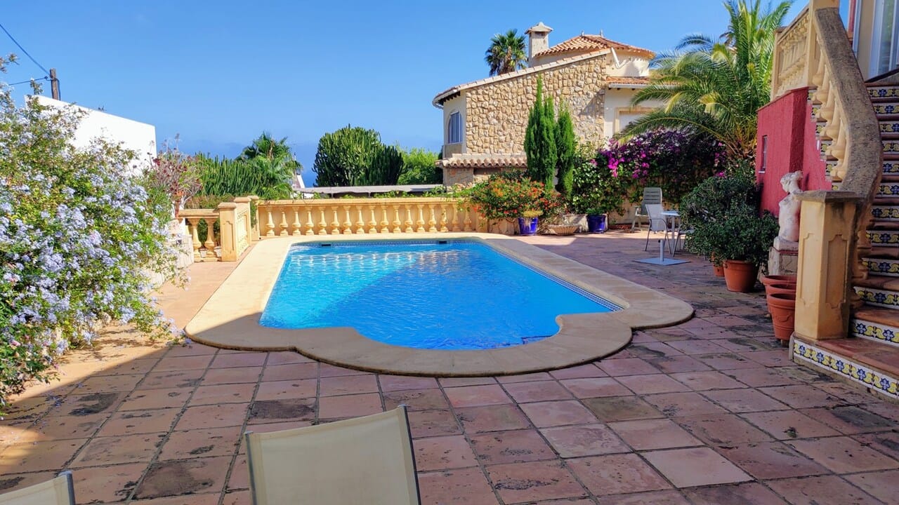 Venta. Villa en Denia