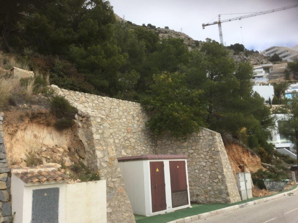 Verkoop. Intrige in Altea