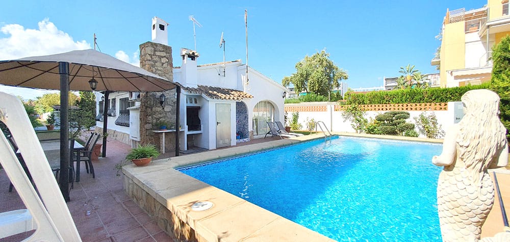For Sale. Villa in Denia