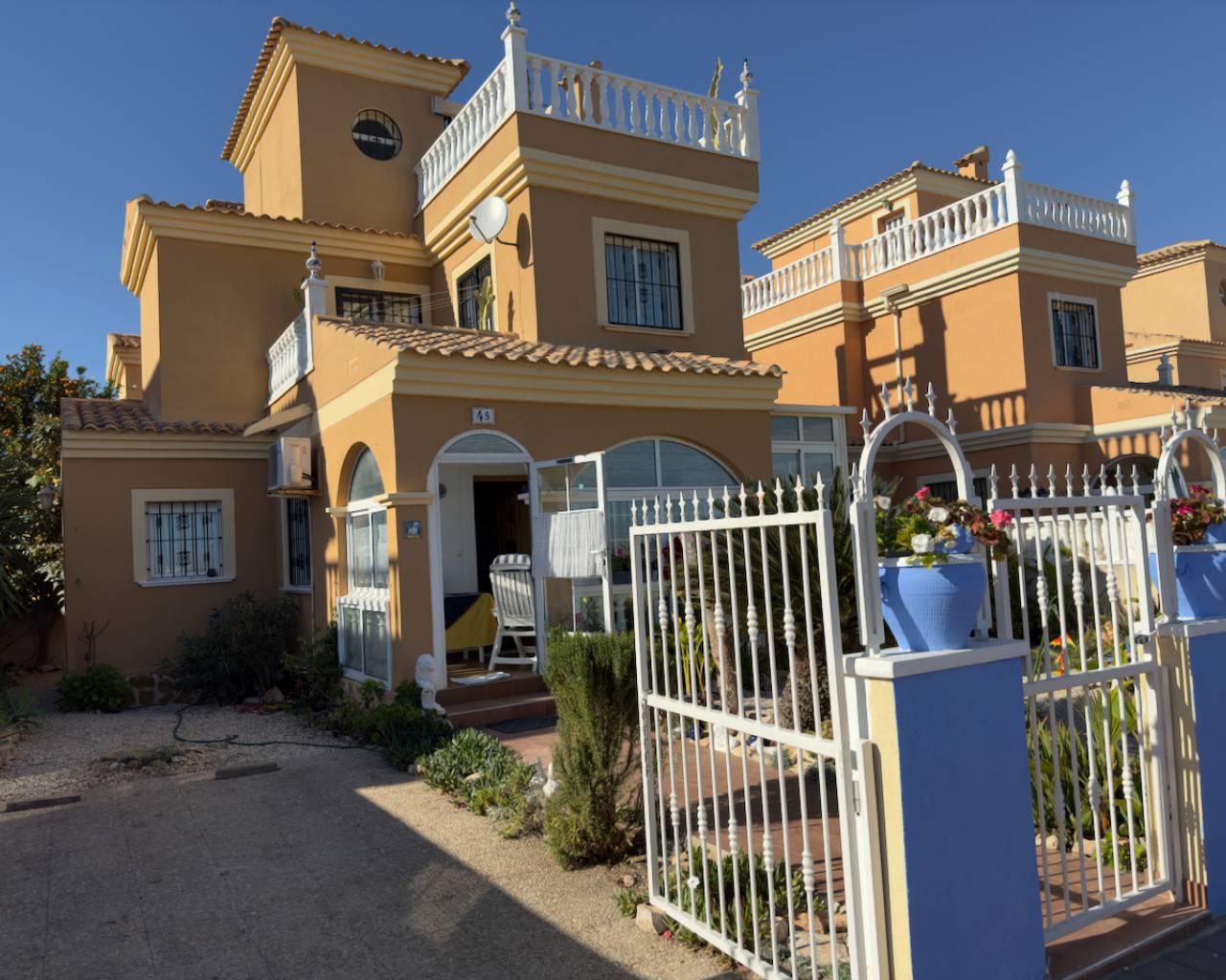 Venta. Villa en Lo Crispin
