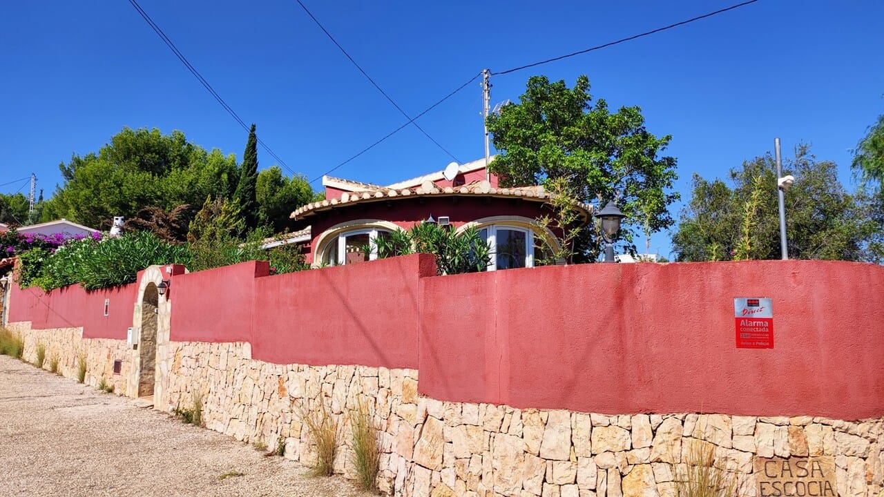 Venta. Villa en Denia