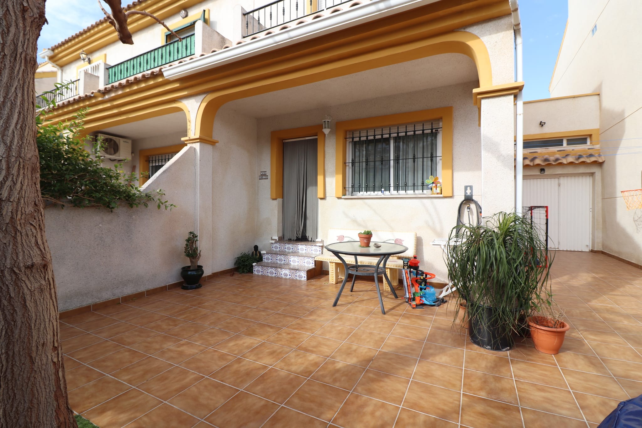 For Sale. Townhouse in Daya Nueva