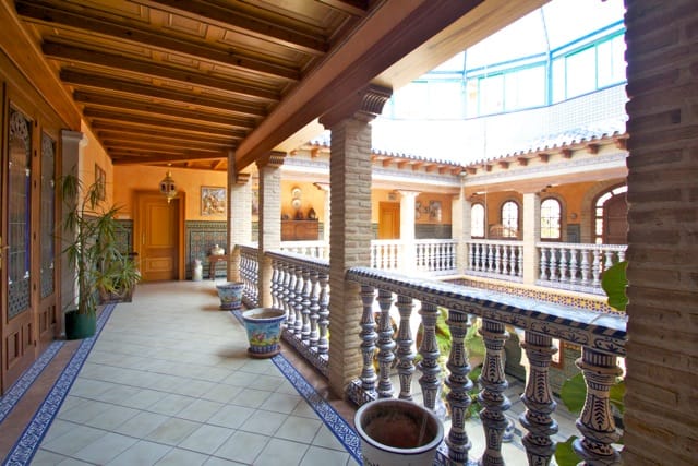 For Sale. Villa in Orihuela Costa
