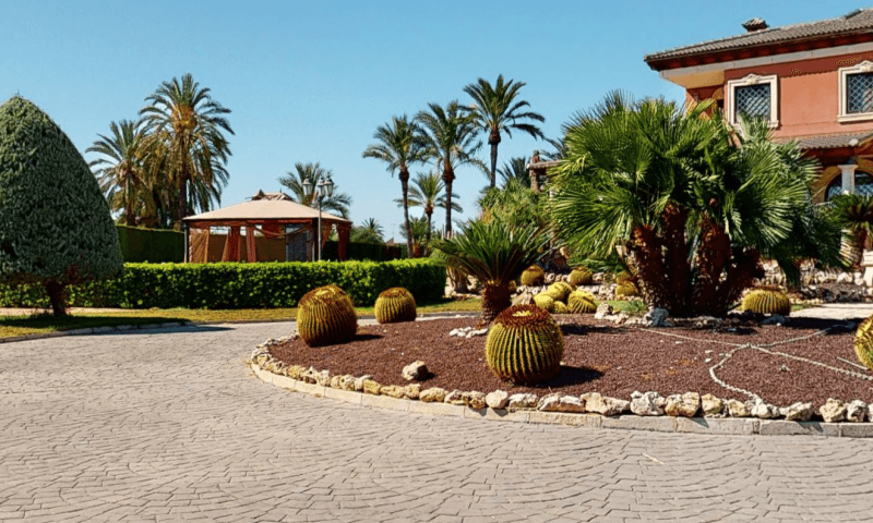 Venta. Villa en Elche
