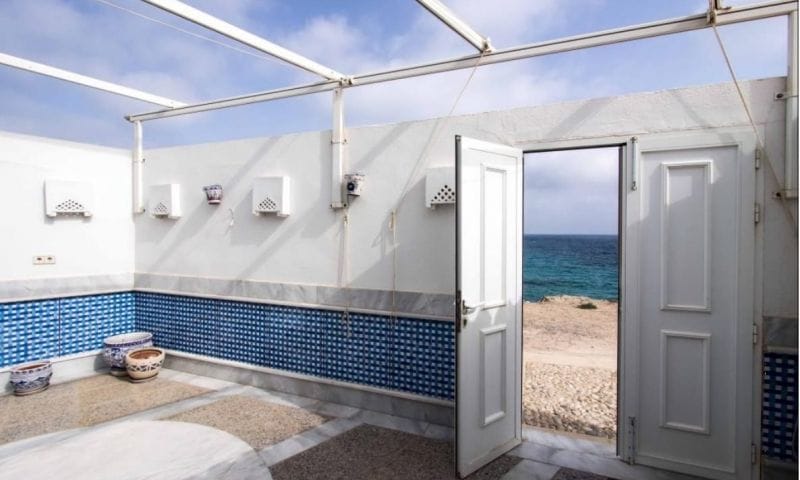 Venta. Villa en Alicante