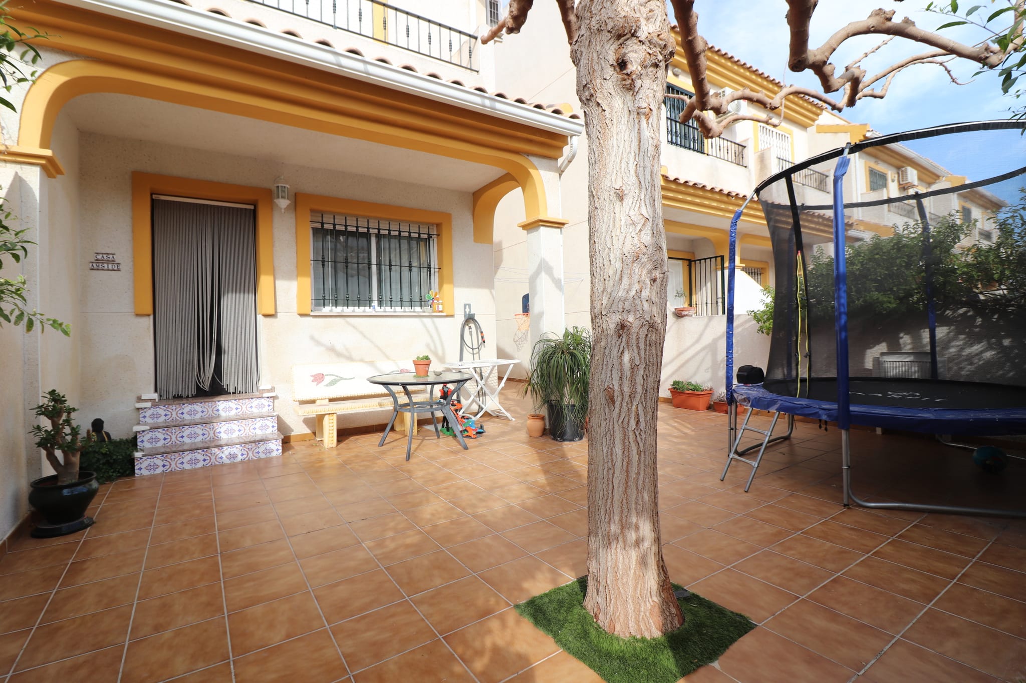 For Sale. Townhouse in Daya Nueva