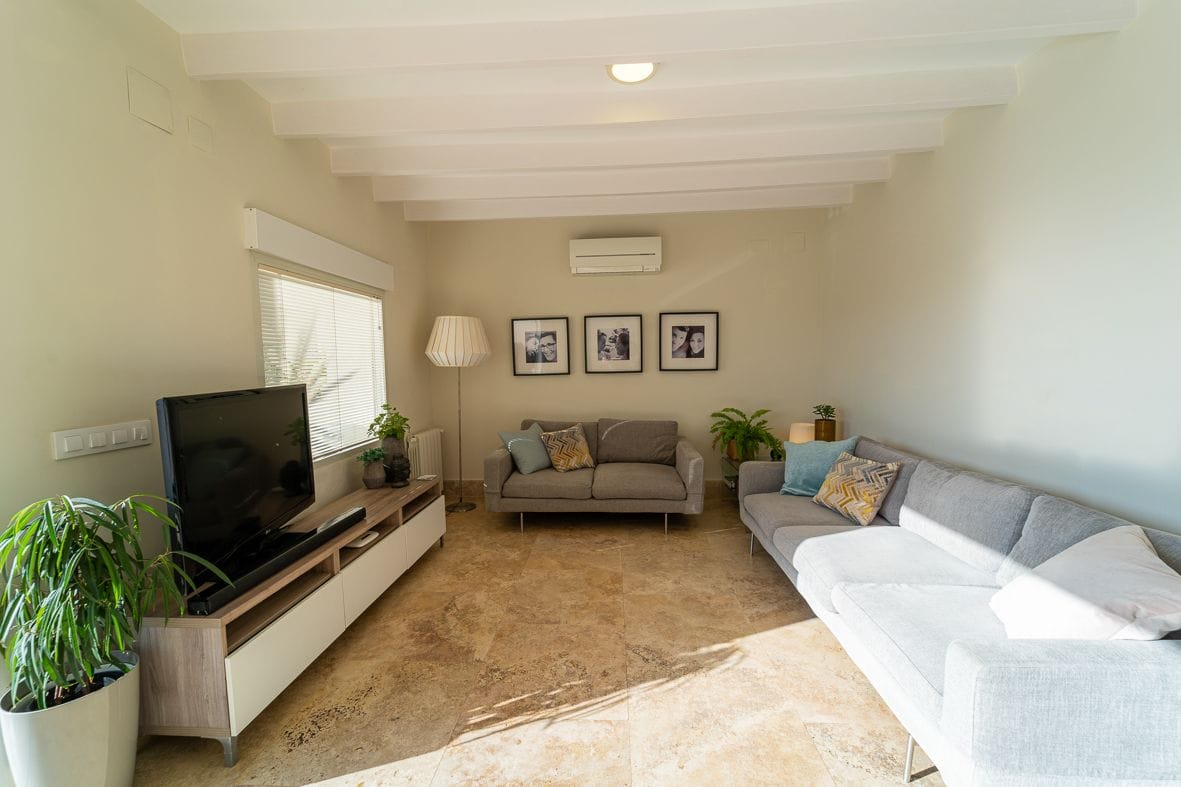 Beautiful manor house just a stone's throw from Dénia.