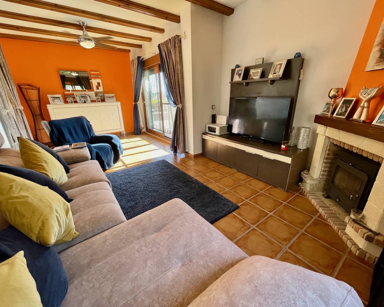 Venta. Villa en Algorfa