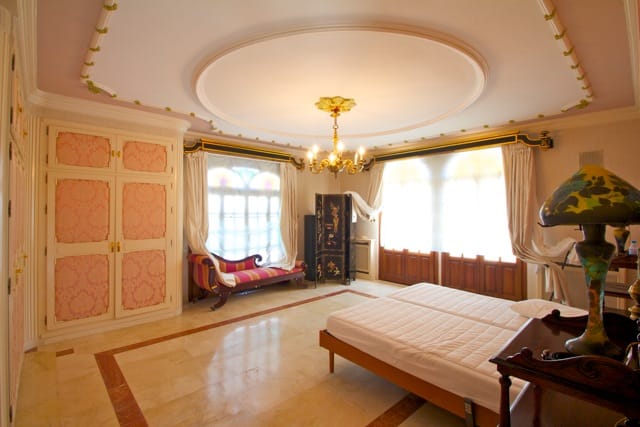 For Sale. Villa in Orihuela Costa