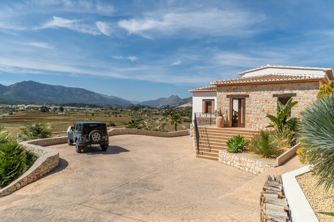 For Sale. Villa in Lliber