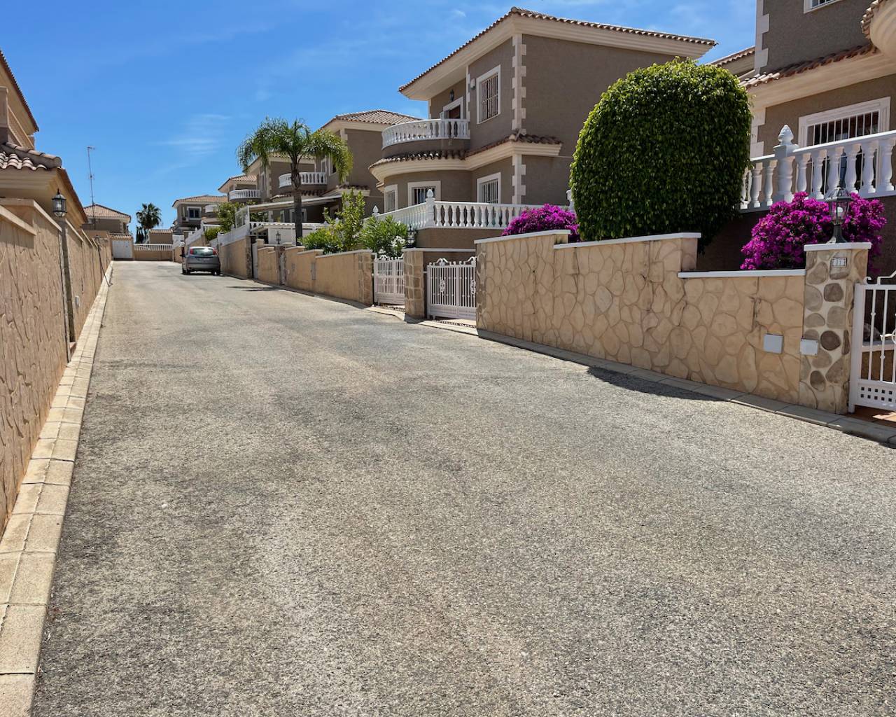 Venta. Villa en Orihuela Costa