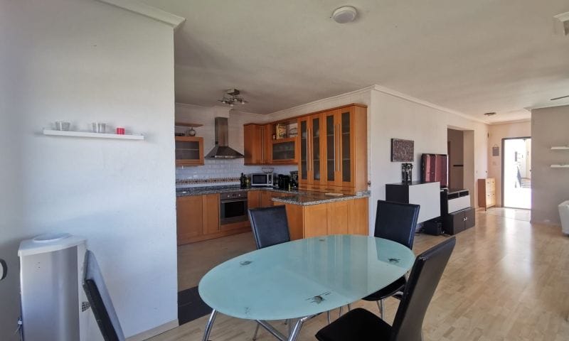 Venta. Villa en Algorfa