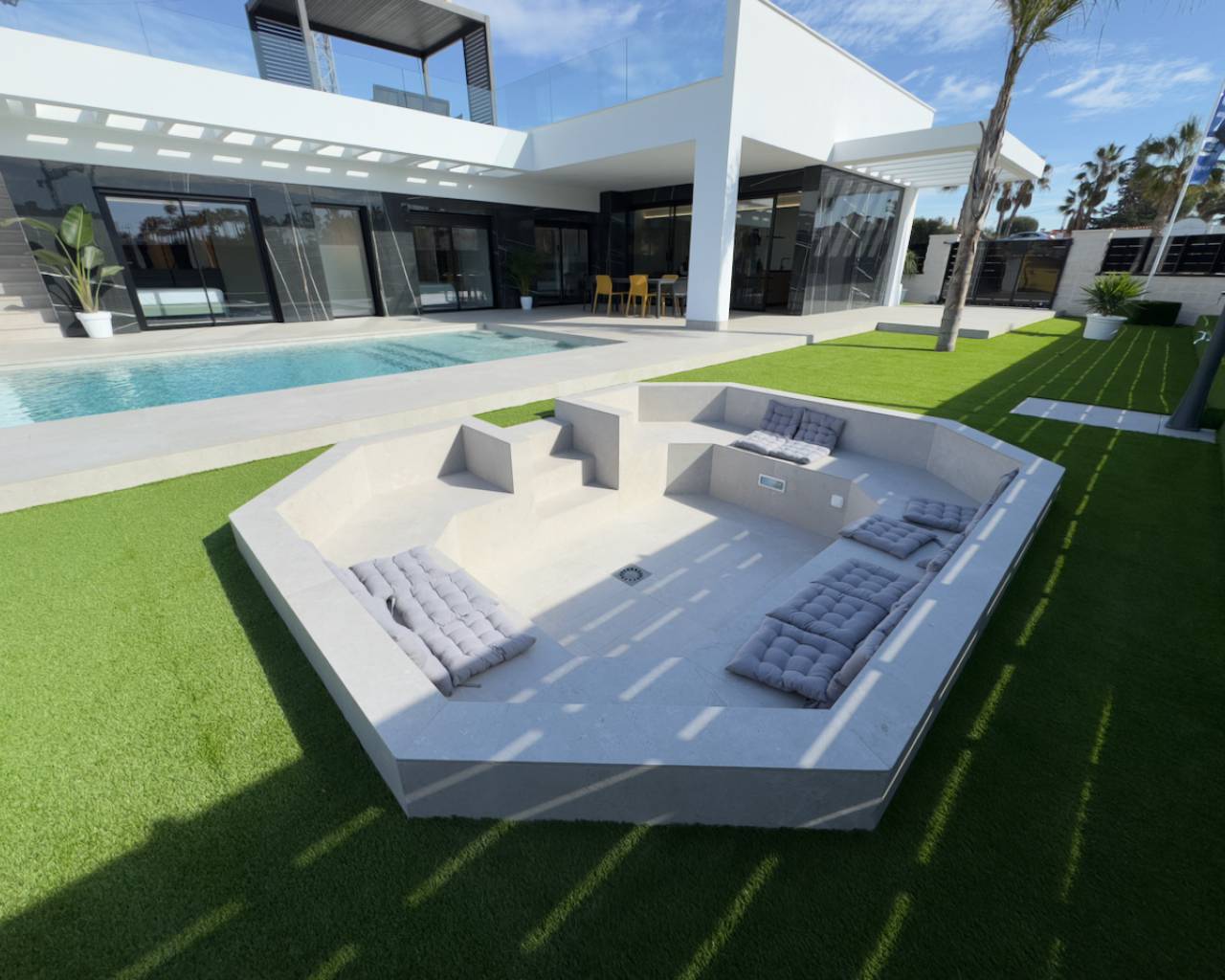 For Sale. Villa in Algorfa