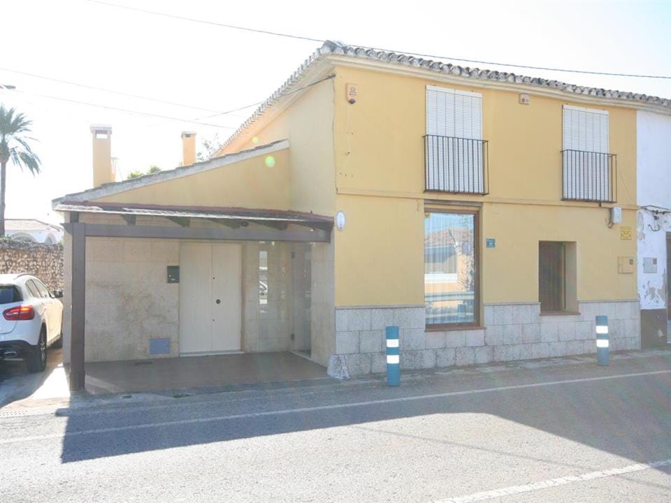 Verkoop. Villa in La Xara