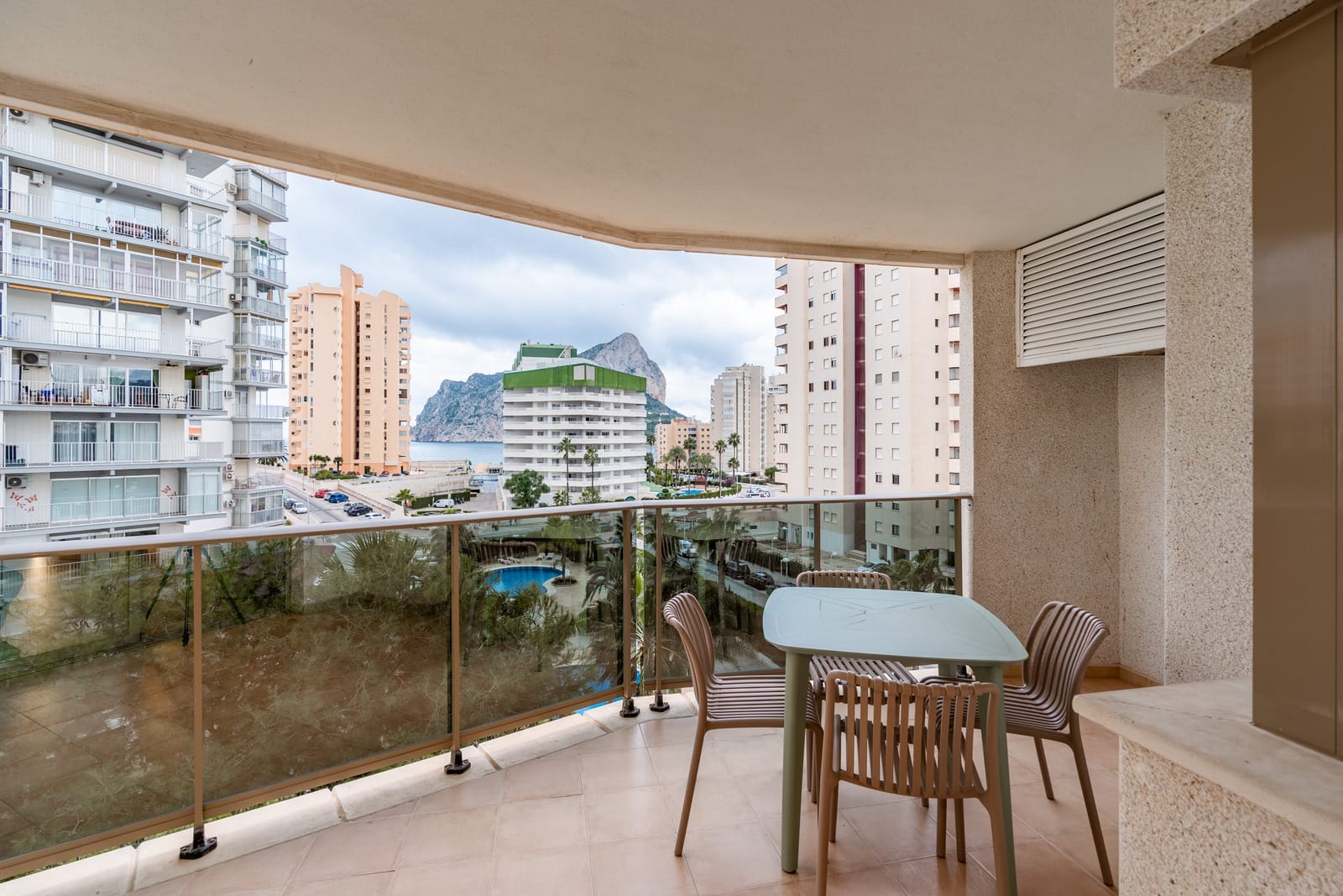 Venta. Apartment en Calpe